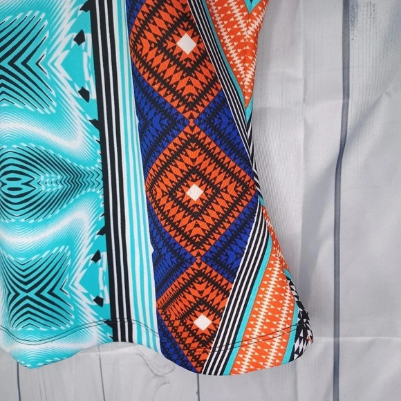 Bisou Bisou Aztec print halter style shirt - Picture 2 of 10